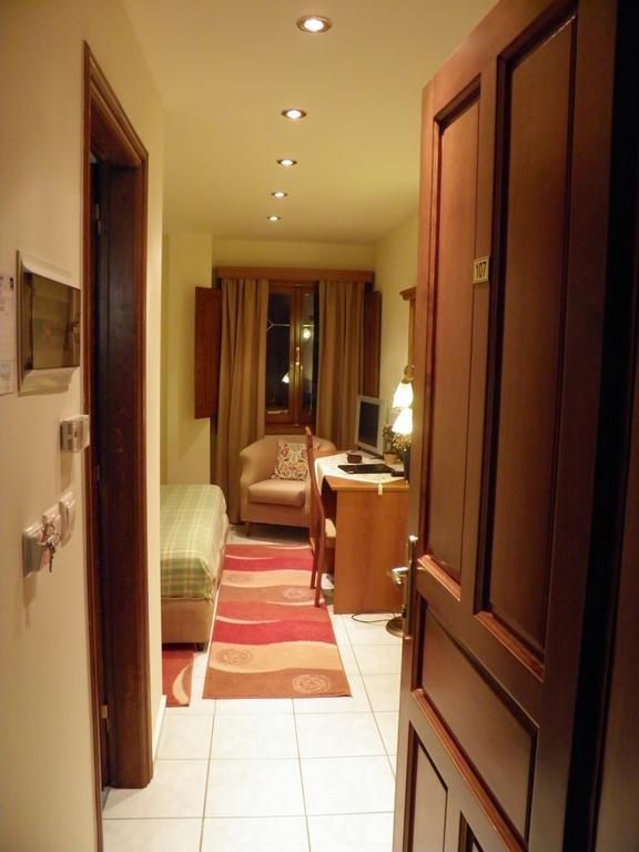Hotel Egnatia Ioannina Zimmer foto